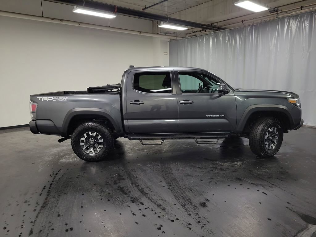 Used 2023 Toyota Tacoma TRD Off-Road w/ Advanced Technology Package image 9