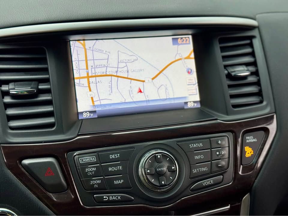 Used 2016 Nissan Pathfinder SL w/ SL Tech Package image 14