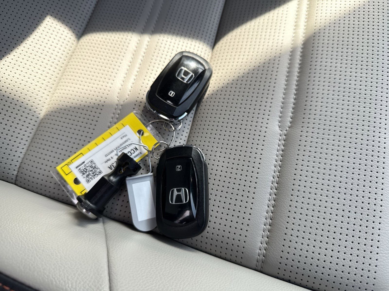 Used 2023 Honda CR-V Sport Touring image 26