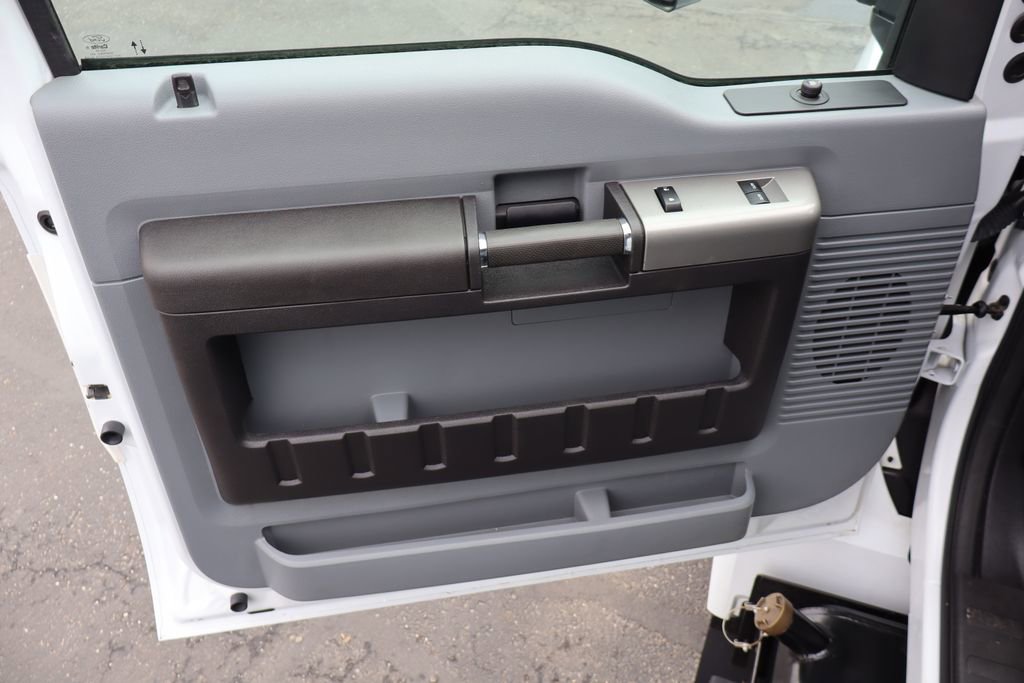 Used 2025 Ford F650 2WD Regular Cab Super Duty image 28