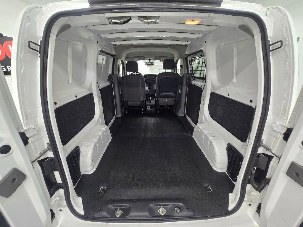 Used 2018 Nissan NV200 SV w/ Navigation Package FWD image 16