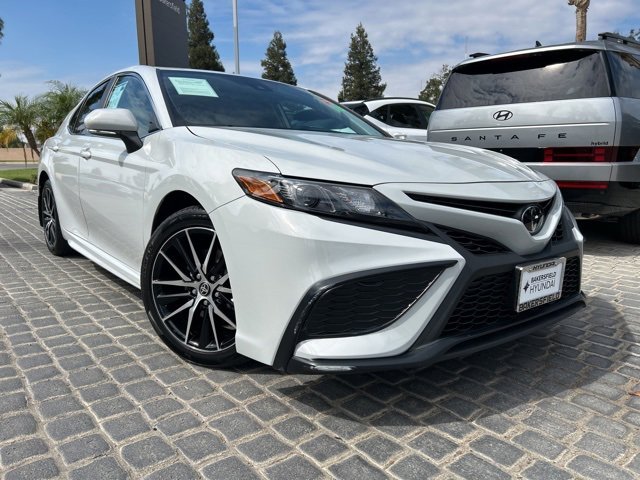 Used 2022 Toyota Camry SE