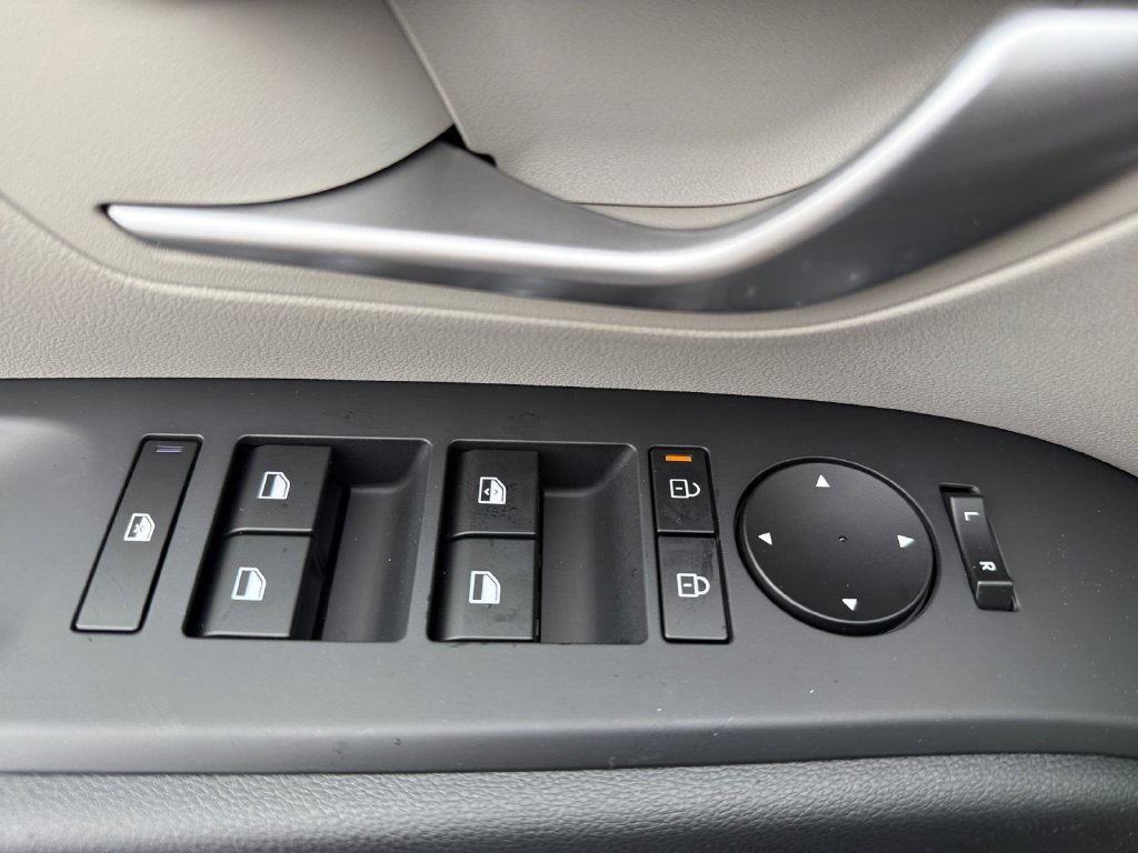 New 2026 Hyundai Tucson Blue SE AWD/4WD image 24