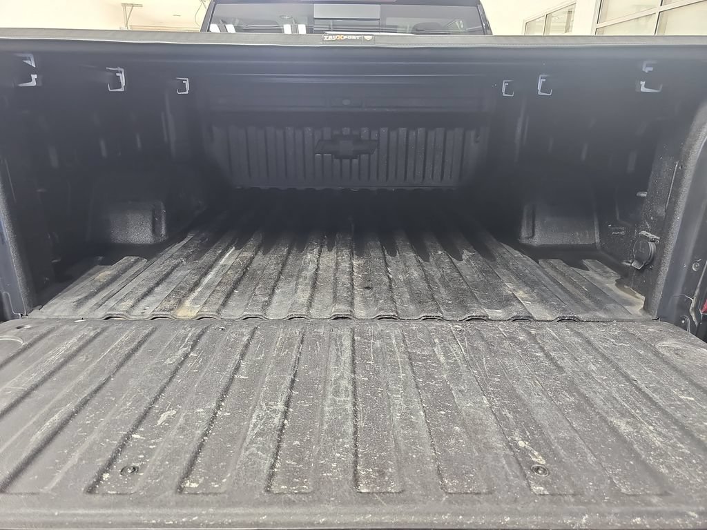 Certified 2021 Chevrolet Silverado 1500 LTZ w/ LTZ Premium Package AWD/4WD image 15