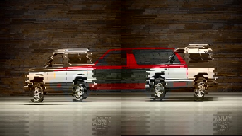 Used 1986 Chevrolet S10 Pickup 4WD image 2