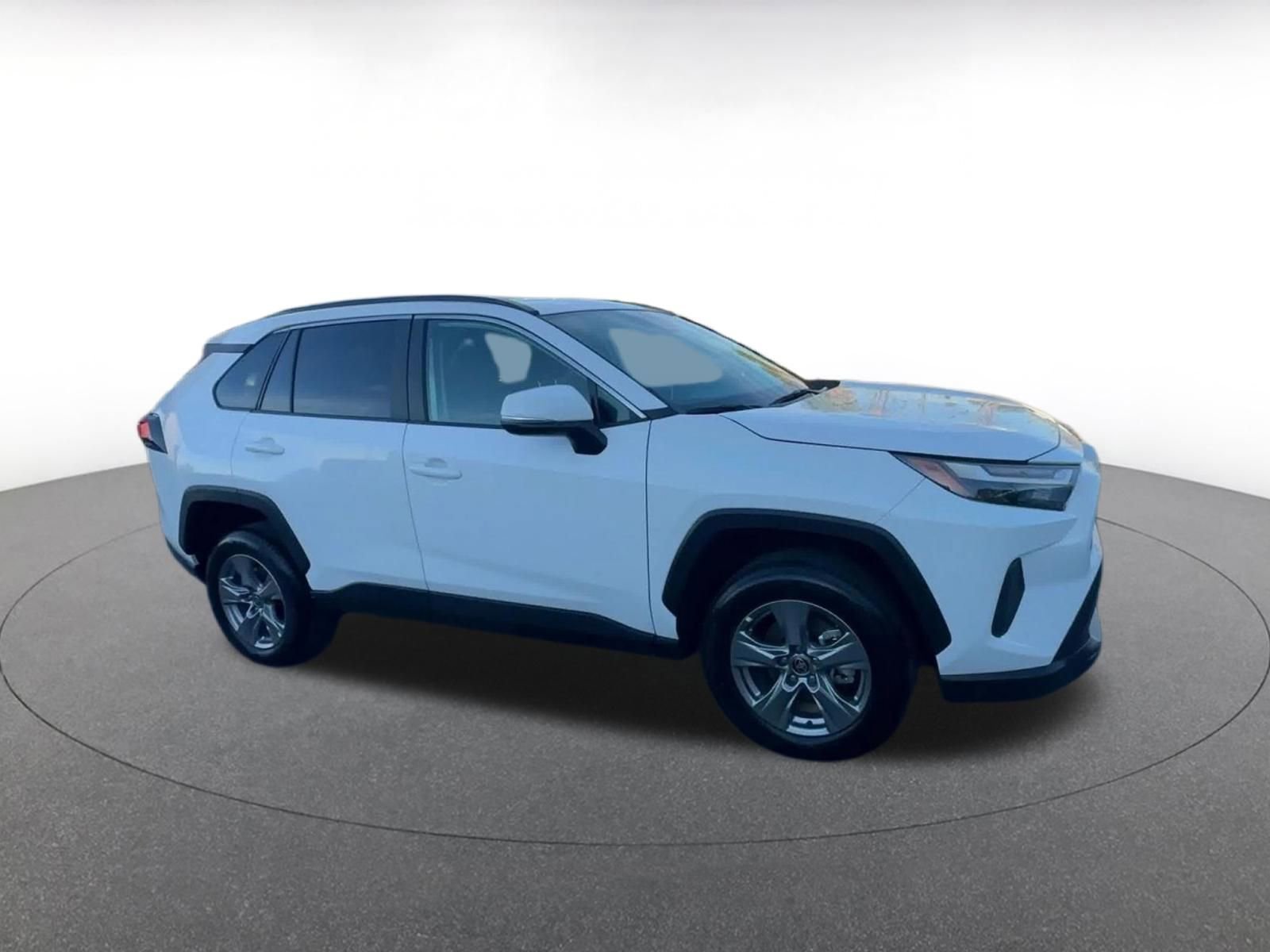 Used 2025 Toyota RAV4 XLE w/ Convenience Package video 2