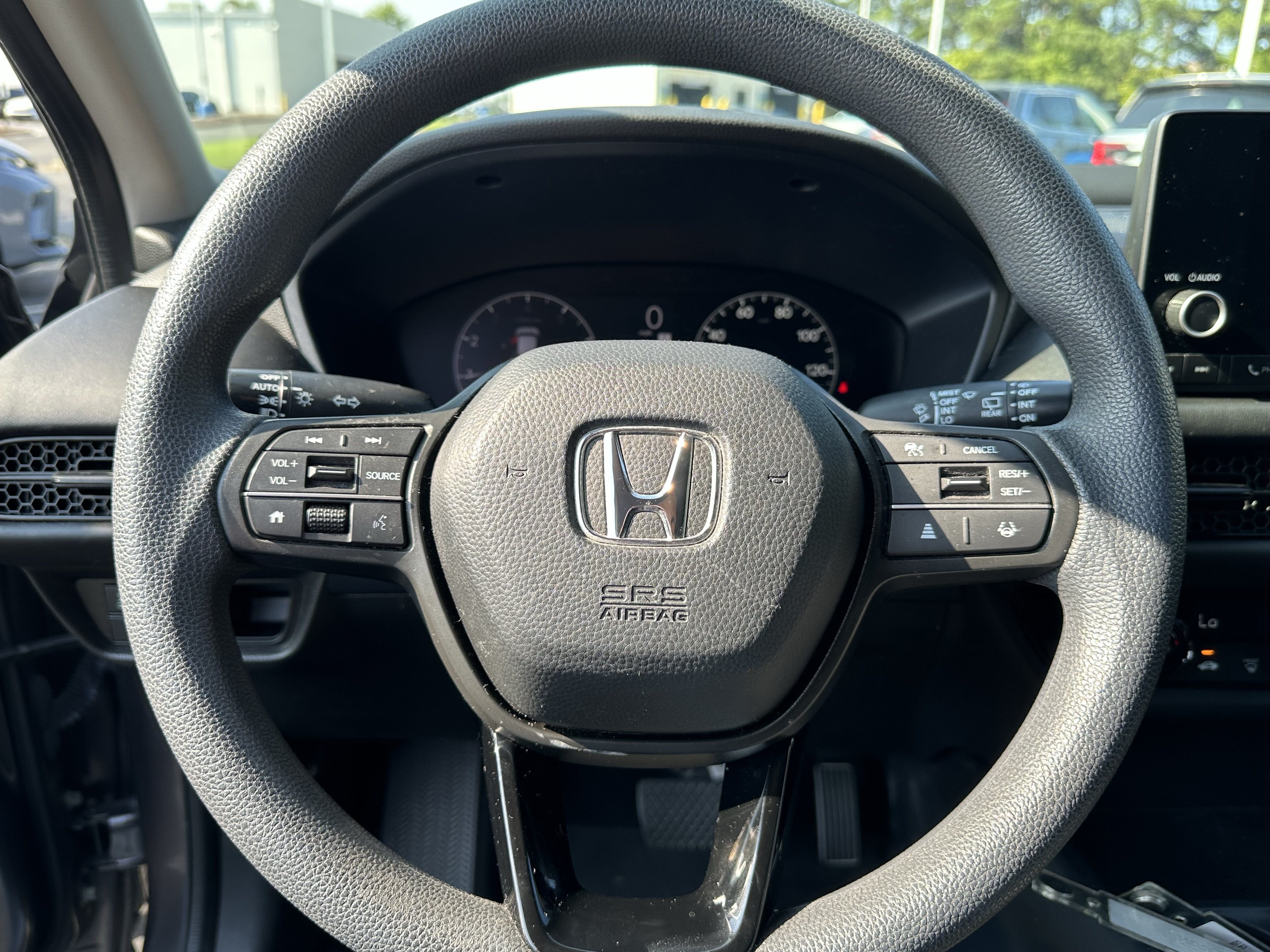 Used 2023 Honda HR-V LX image 6