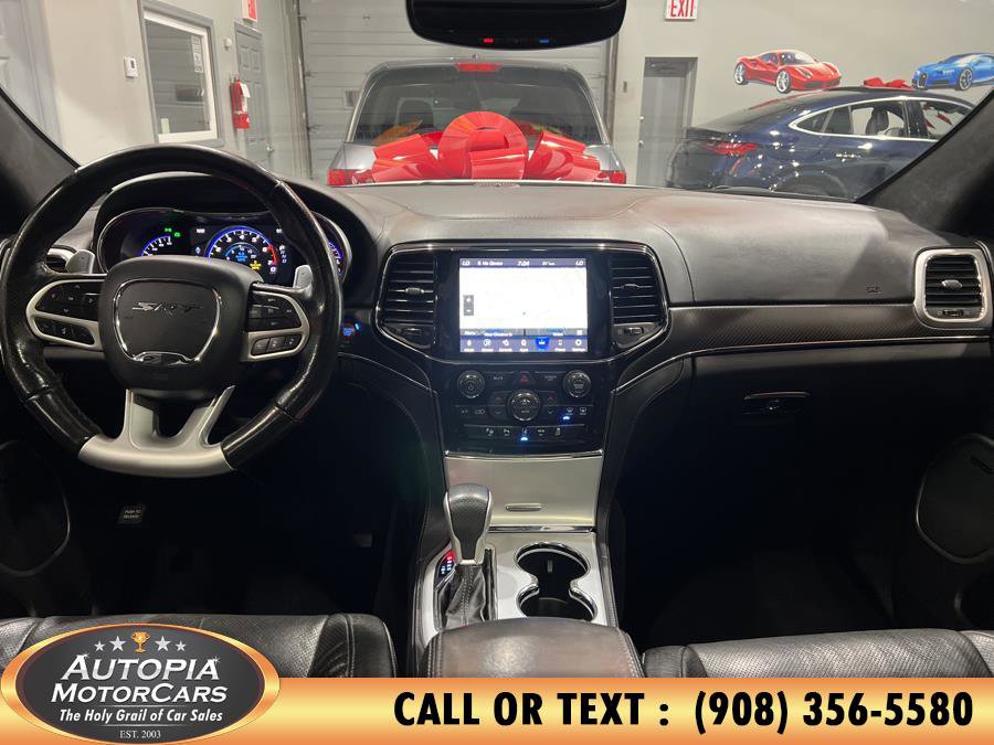 Used 2021 Jeep Grand Cherokee SRT image 17