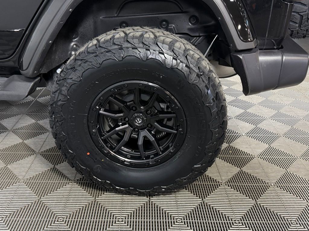 Certified 2025 Jeep Wrangler Unlimited Sahara image 11