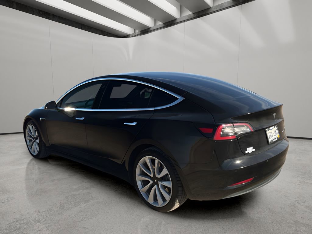 Used 2018 Tesla Model 3 Long Range image 3