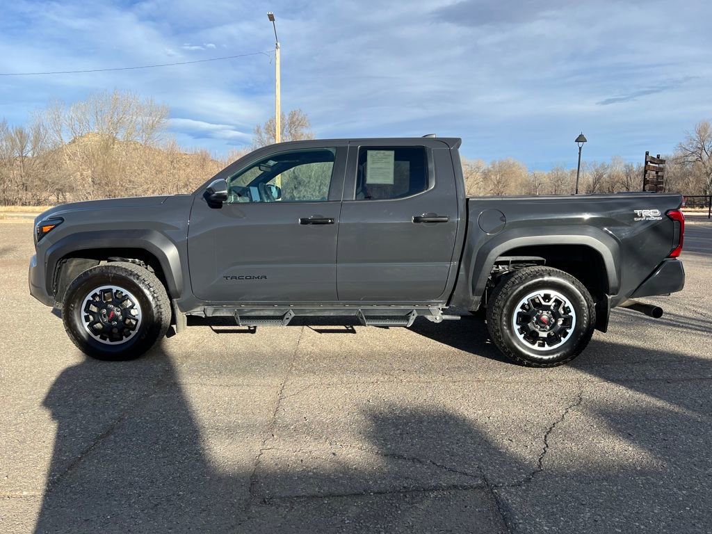 Used 2024 Toyota Tacoma TRD Off-Road image 6
