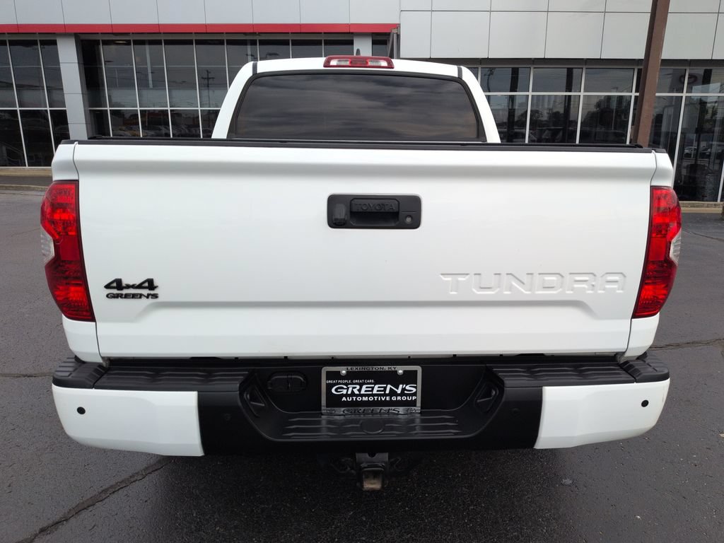 Used 2020 Toyota Tundra SR5 w/ SR5 Convenience Package AWD/4WD image 4