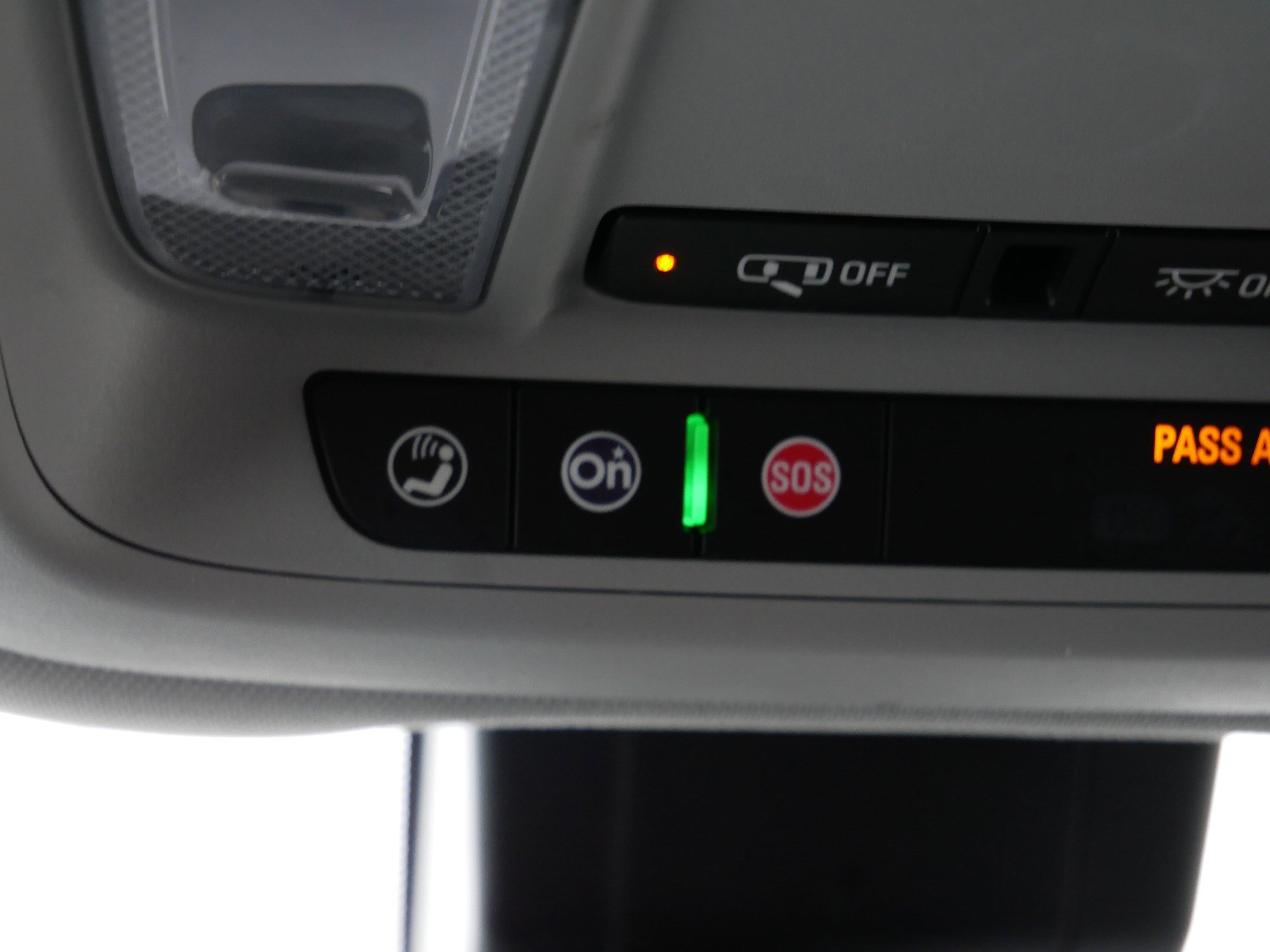 Used 2020 GMC Terrain SLE w/ Driver Convenience Package image 33