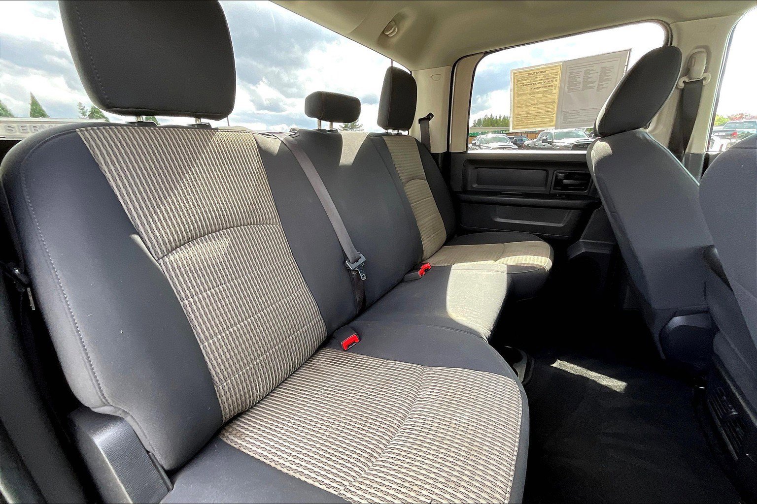 Used 2012 RAM 3500 ST w/ Chrome Appearance Group image 25