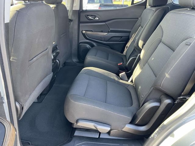 Used 2023 GMC Acadia SLE w/ Driver Convenience Package image 10