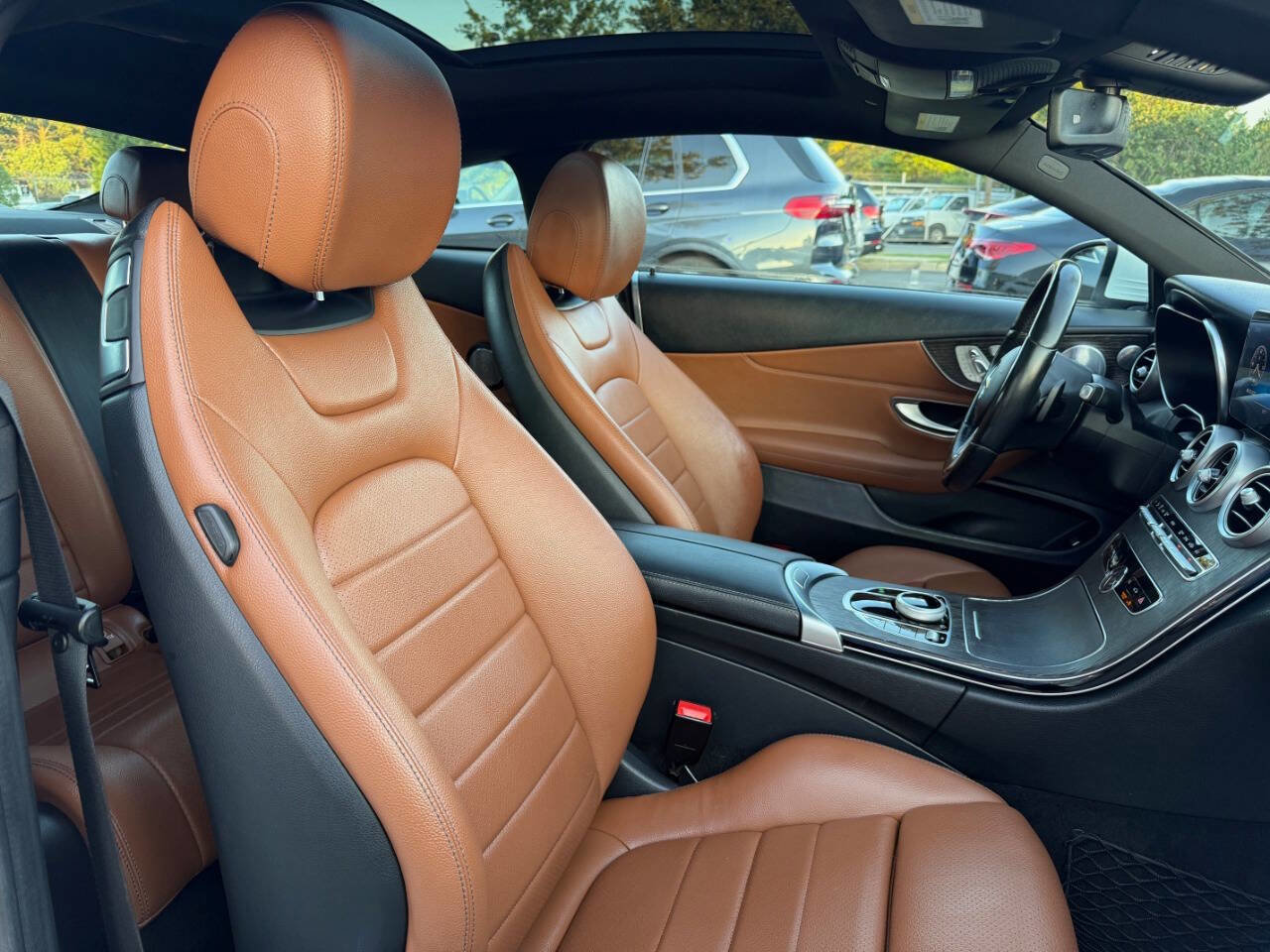 Used 2019 Mercedes-Benz C 300 4MATIC Coupe image 28