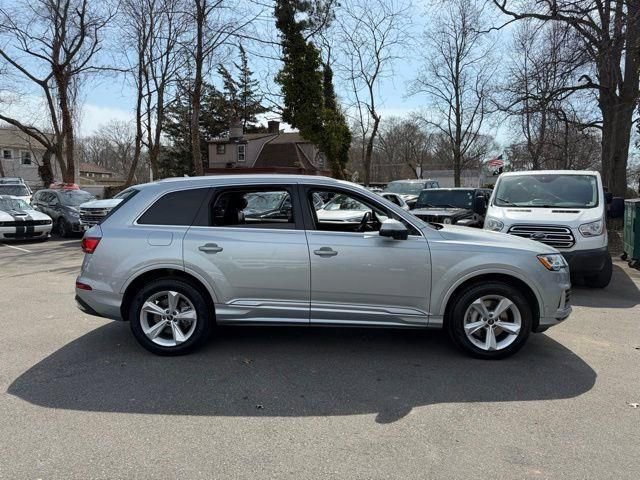 Used 2023 Audi Q7 2.0T Premium Plus w/ Premium Plus Package AWD/4WD image 8