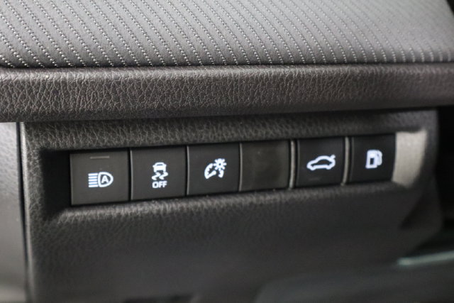 Used 2026 Toyota Camry SE FWD image 22