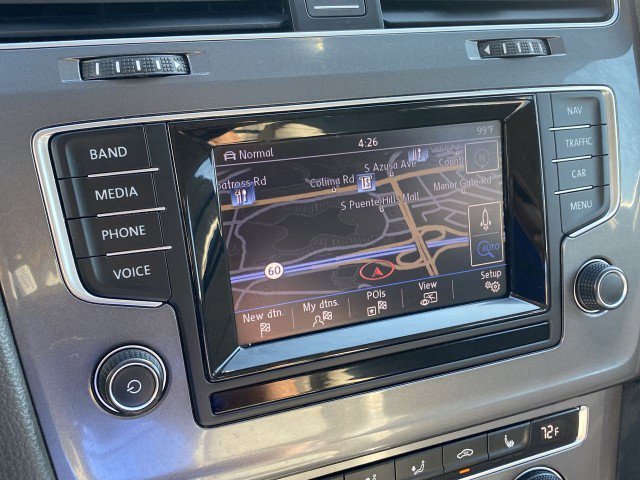 Used 2015 Volkswagen e-Golf SEL Premium image 14