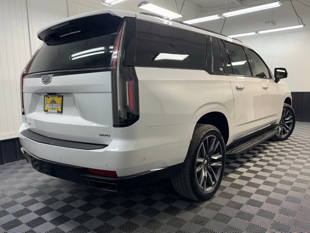 Used 2021 Cadillac Escalade ESV Sport image 4