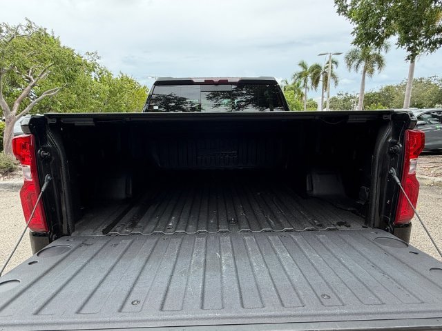 Used 2024 Chevrolet Silverado 1500 High Country AWD/4WD image 18
