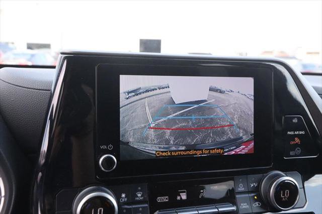 Certified 2024 Toyota Highlander LE AWD/4WD image 18