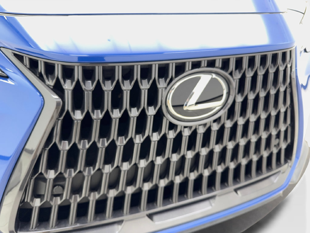 Used 2023 Lexus NX 250 FWD w/ Towing Package (2000 Lbs) image 26