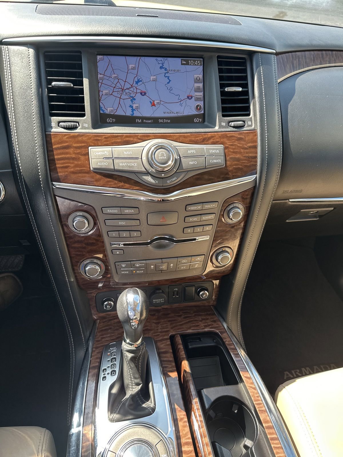 Used 2020 Nissan Armada Platinum w/ Captain's Chairs Package RWD image 5