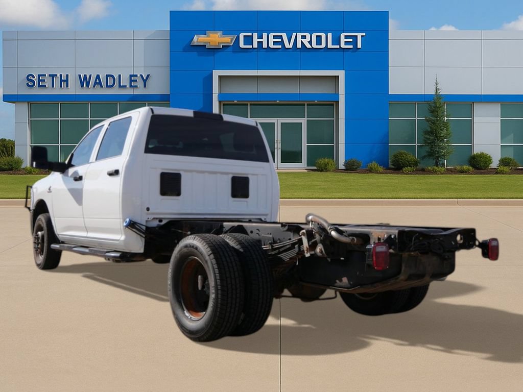 Used 2024 RAM 3500 Tradesman w/ Chrome Appearance Group AWD/4WD image 12