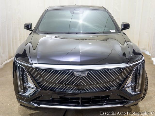 New 2025 Cadillac Lyriq Luxury w/ LPO, Floor Liner Package image 4