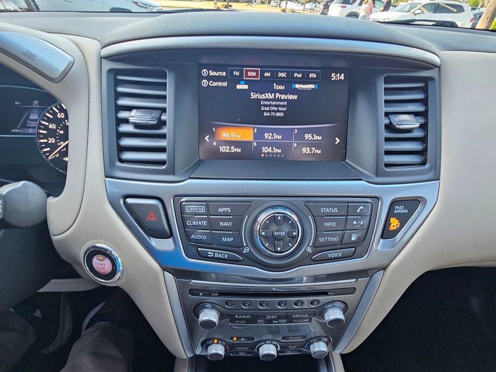 Used 2020 Nissan Pathfinder SL image 25