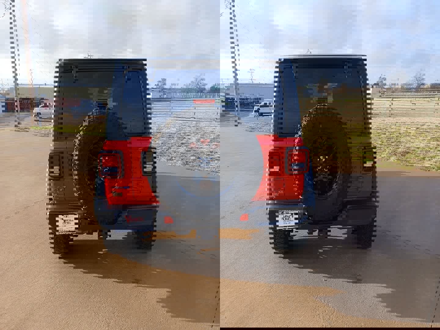 Used 2025 Jeep Wrangler Willys image 6