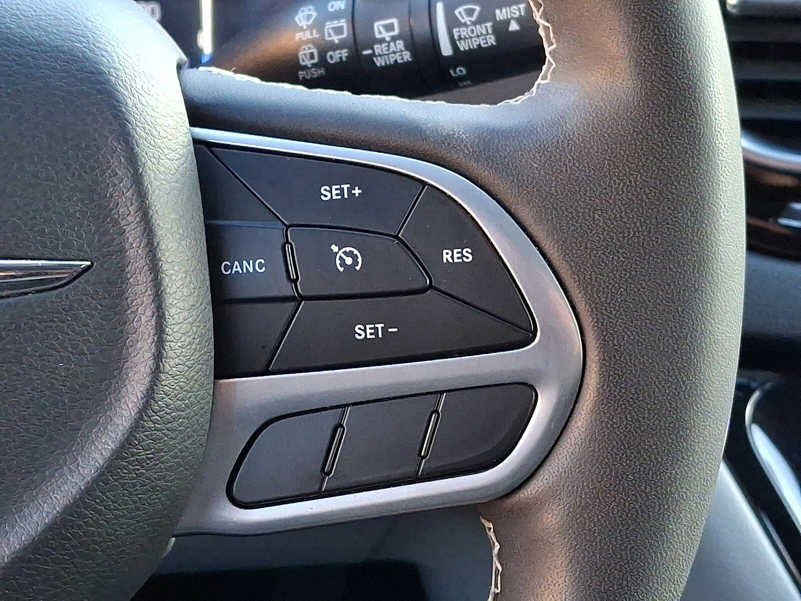 Used 2023 Chrysler Voyager LX FWD image 22