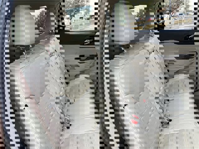 Used 2023 GMC Acadia Denali image 27