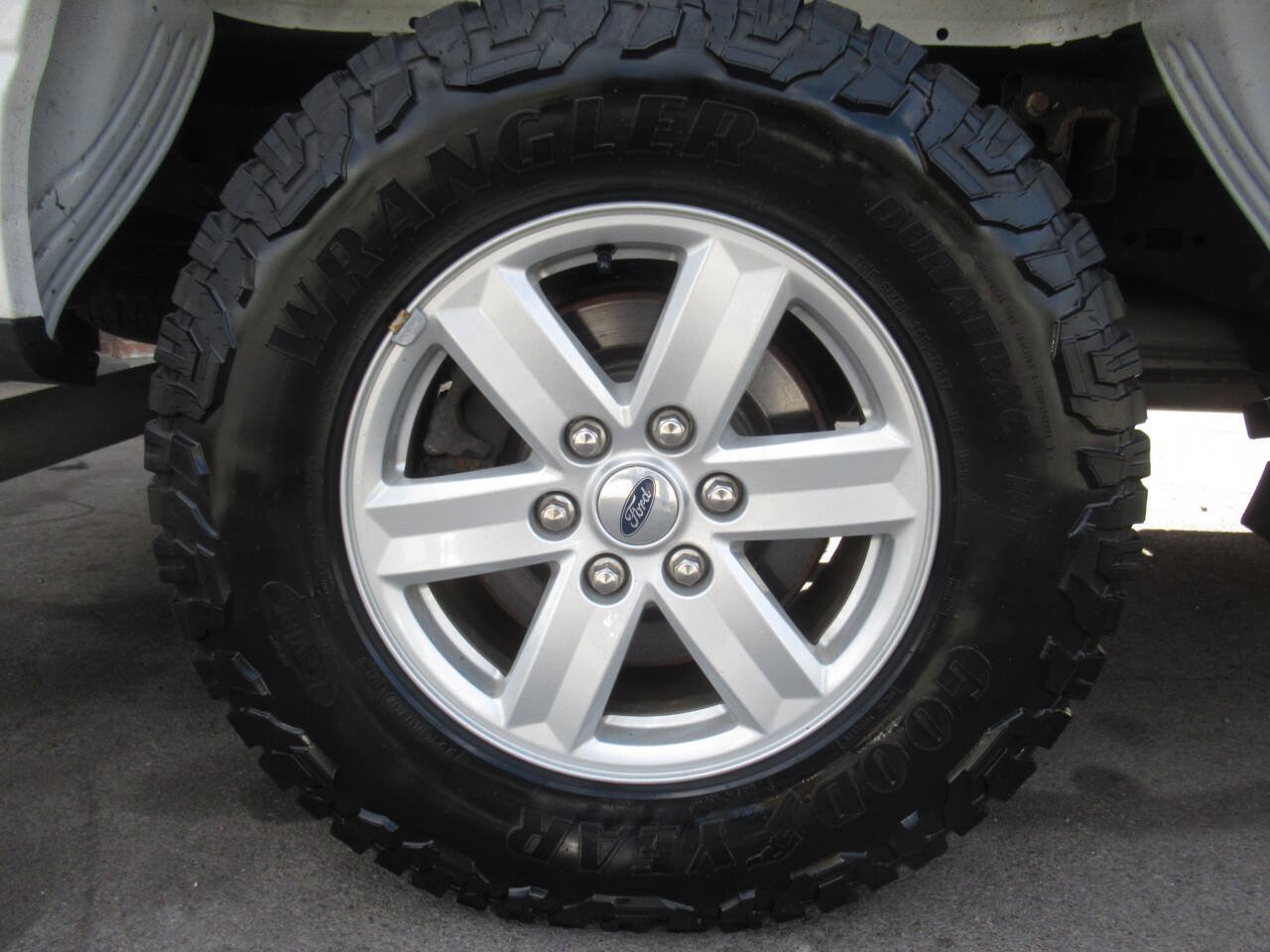 Used 2021 Ford F150 XLT w/ Equipment Group 301A Mid AWD/4WD image 5
