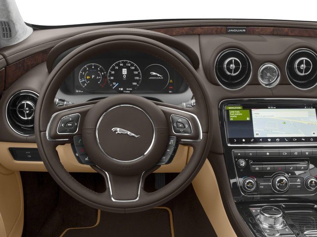 Used 2018 Jaguar XJ L Portfolio AWD/4WD image 7