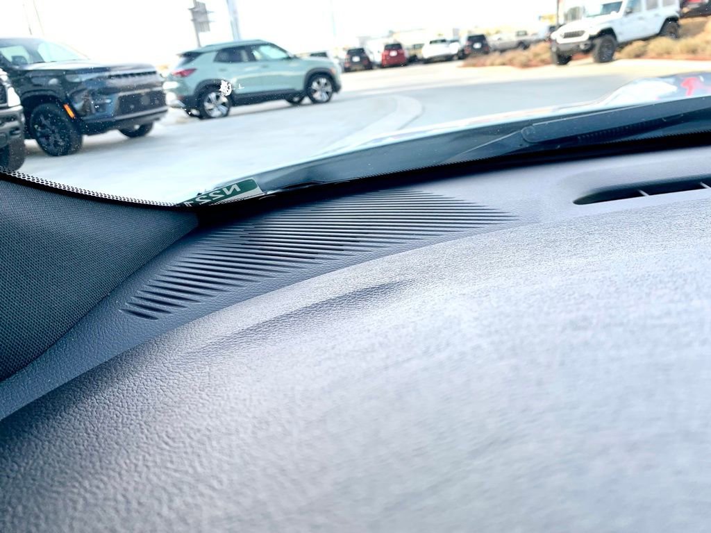 Used 2023 Dodge Challenger R/T w/ Blacktop Package image 33