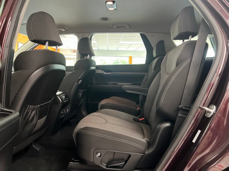 Used 2020 Hyundai Palisade SEL FWD image 15