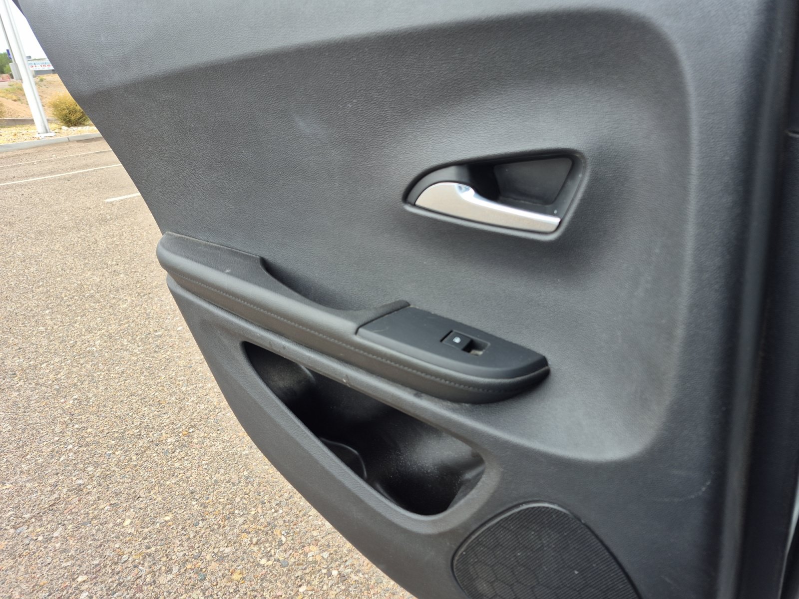 Used 2015 Chevrolet Volt FWD image 18