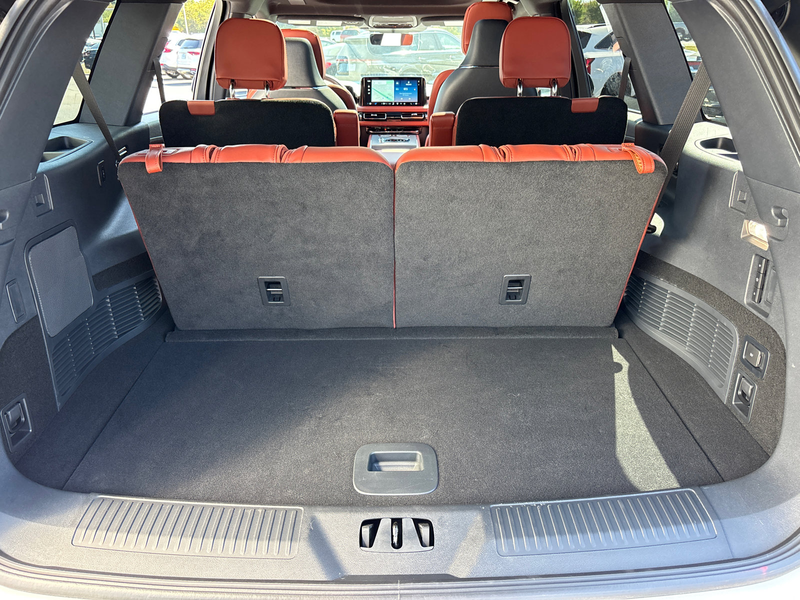 New 2025 Lincoln Aviator Reserve w/ Equipment Group 201A image 9