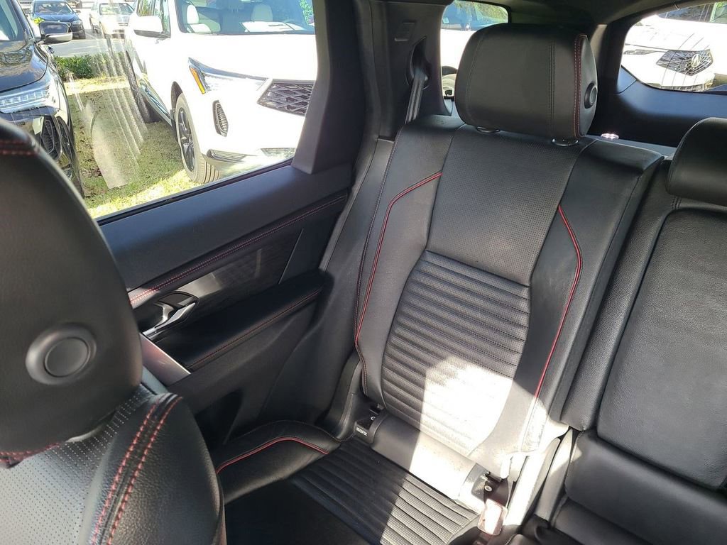 Used 2020 Land Rover Discovery Sport SE R-Dynamic image 4