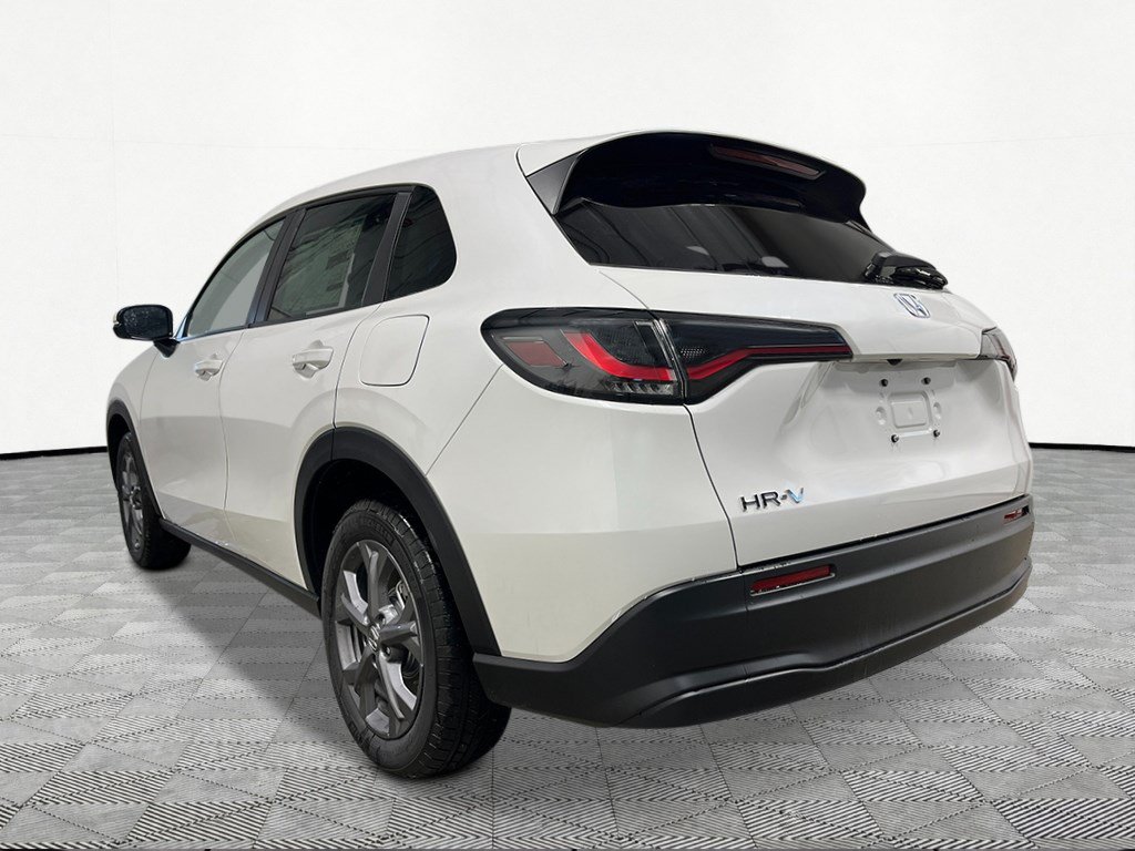 New 2027 Honda HR-V LX image 4
