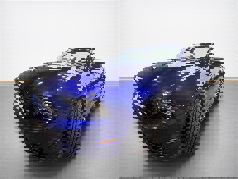 Used 2013 Ford Mustang Convertible image 8