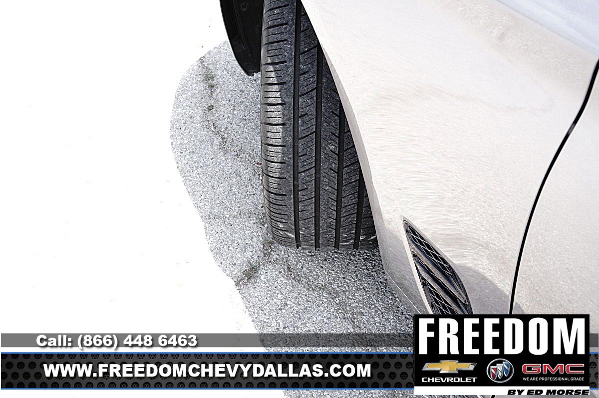 Used 2025 Genesis G70 2.5T image 43