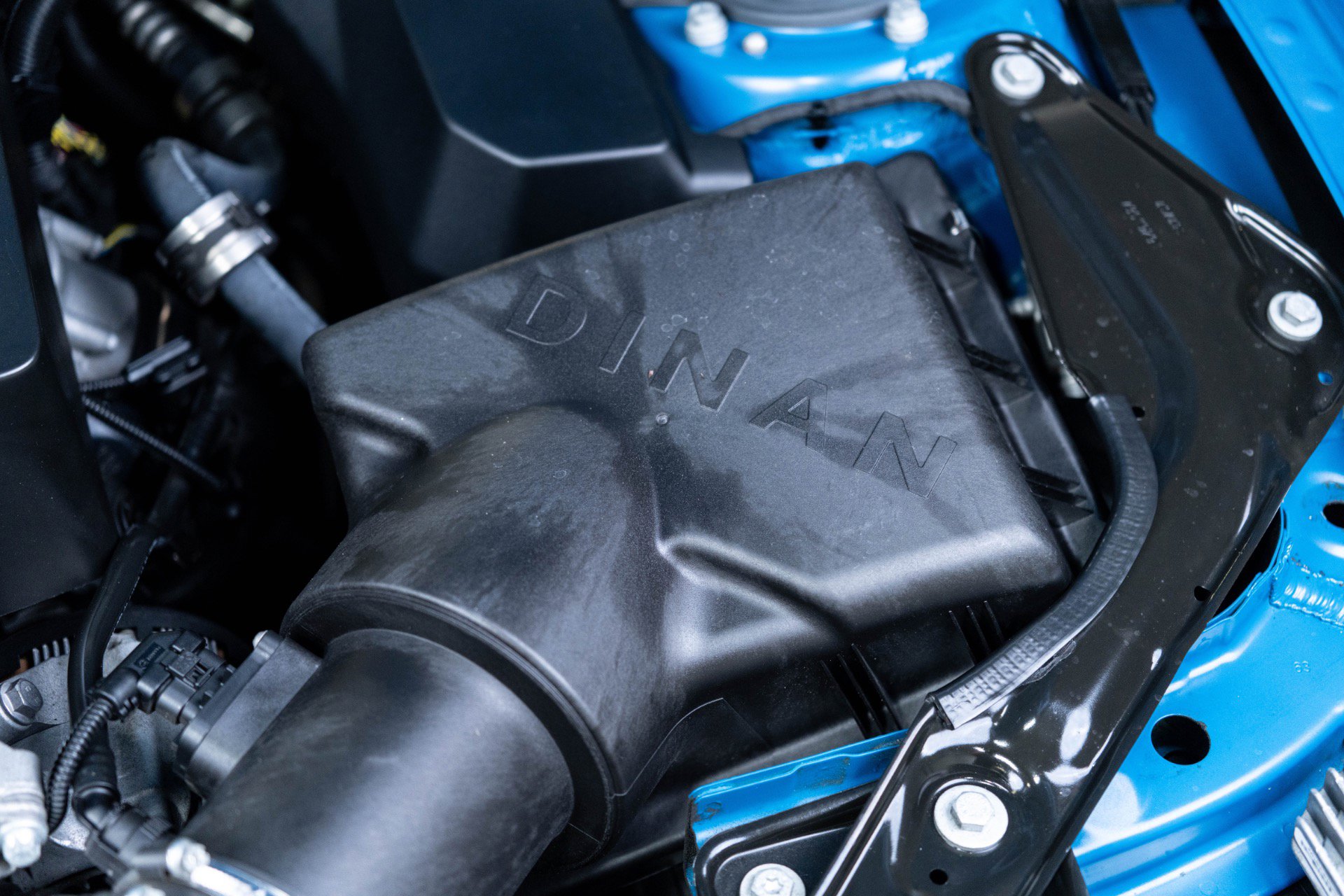 Used 2017 BMW M2 RWD image 32