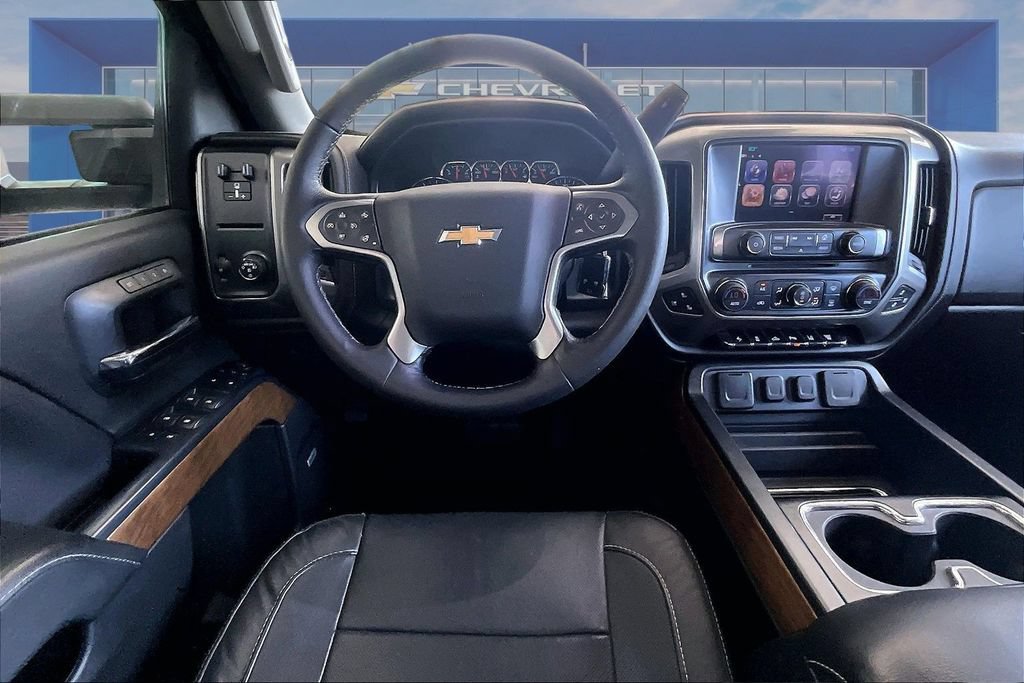 Used 2018 Chevrolet Silverado 2500 LTZ w/ Duramax Plus Package RWD image 2