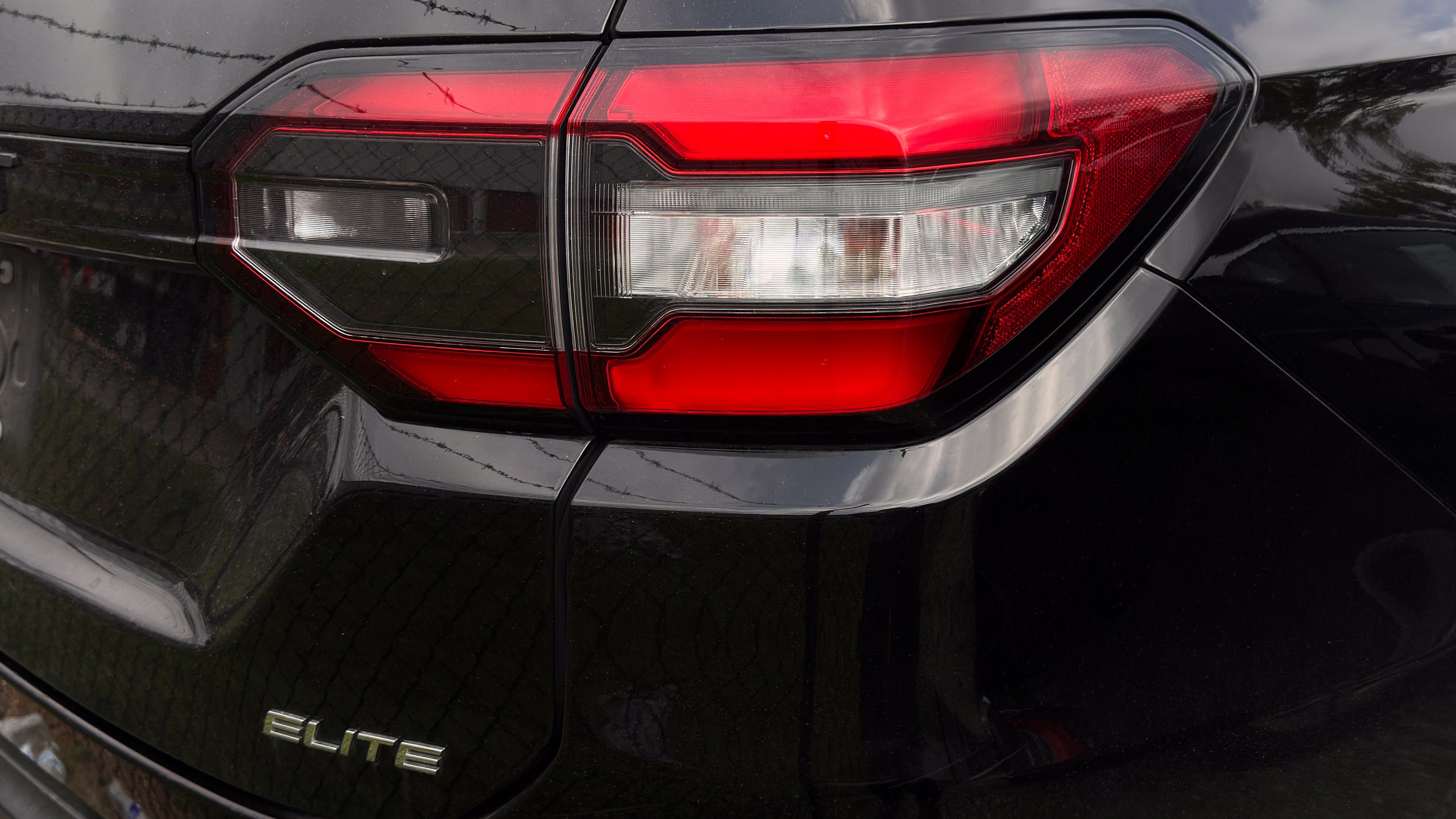 Used 2025 Honda Pilot Elite image 7