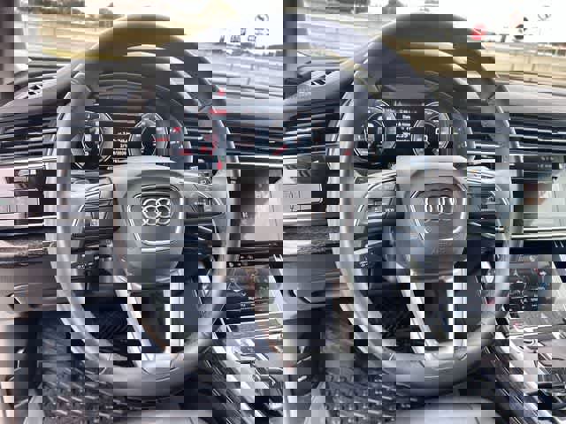 Used 2023 Audi Q7 2.0T Premium w/ Convenience Package image 17