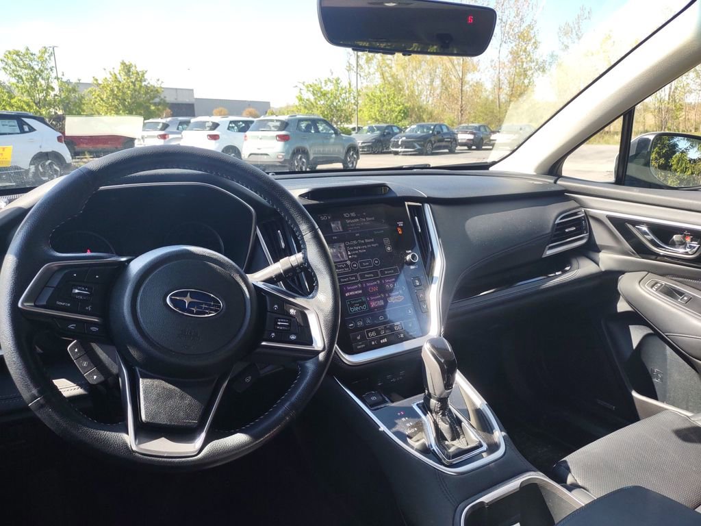 Used 2022 Subaru Outback Limited AWD/4WD image 9