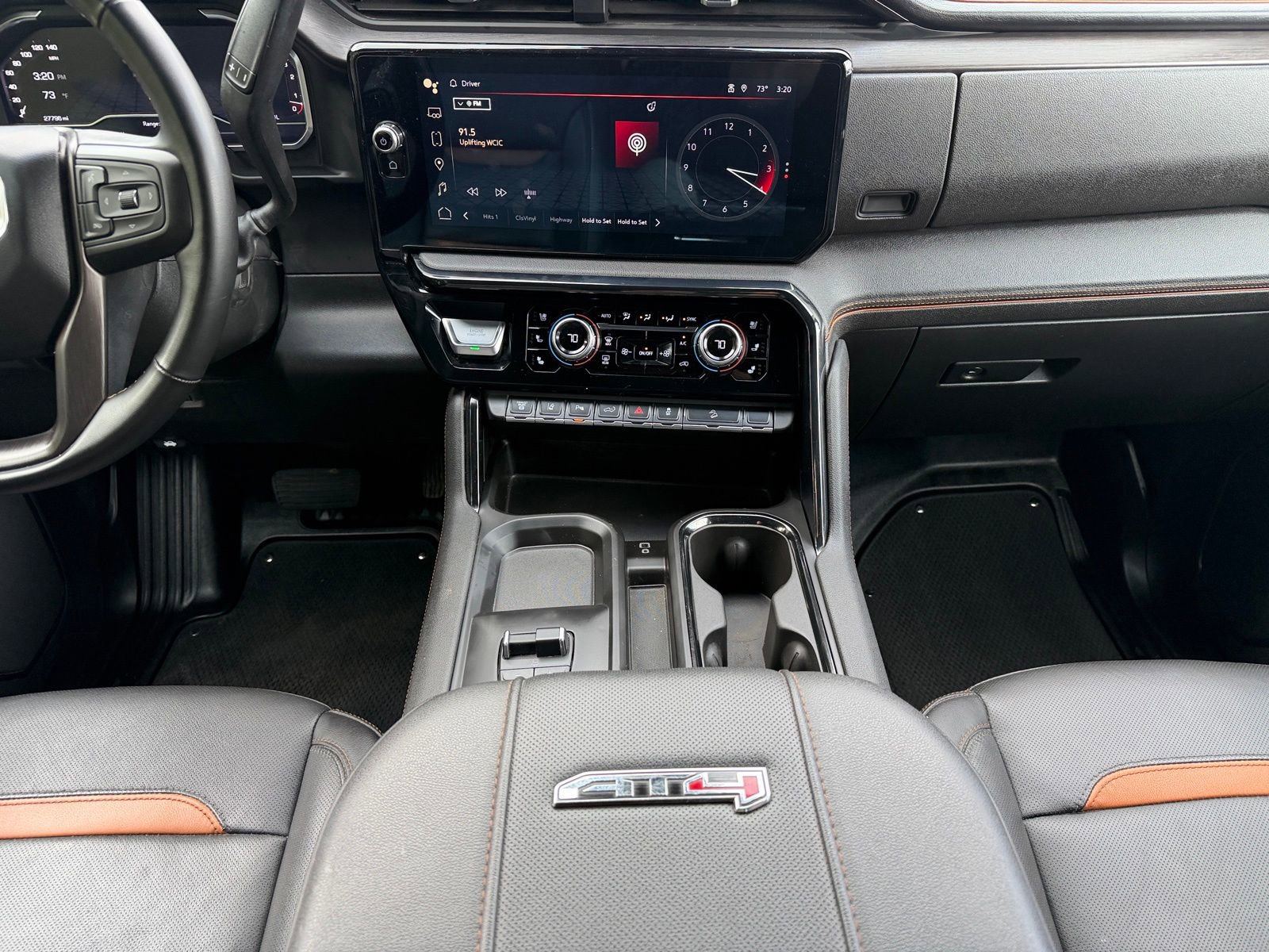 Used 2024 GMC Sierra 2500 AT4 w/ AT4 Preferred Package image 25